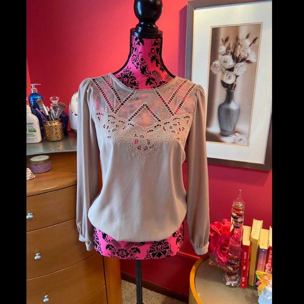 Bebe Blouse